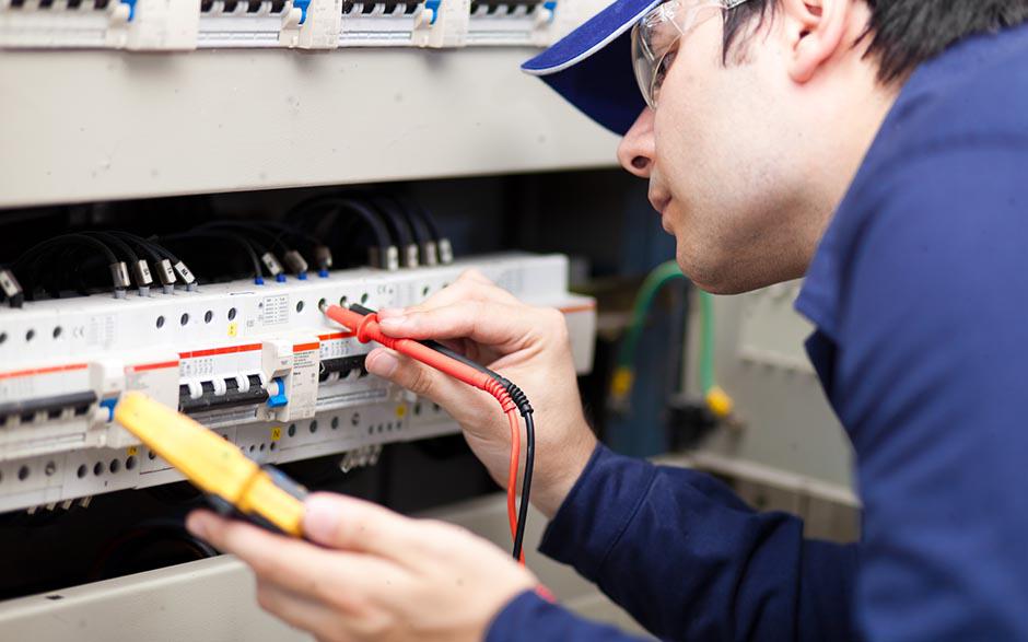 devis travaux électricité Montigny-le-Bretonneux